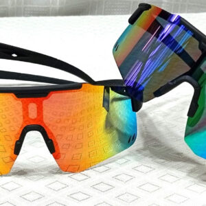 Anteojos deportivos anchos multicolores y negros